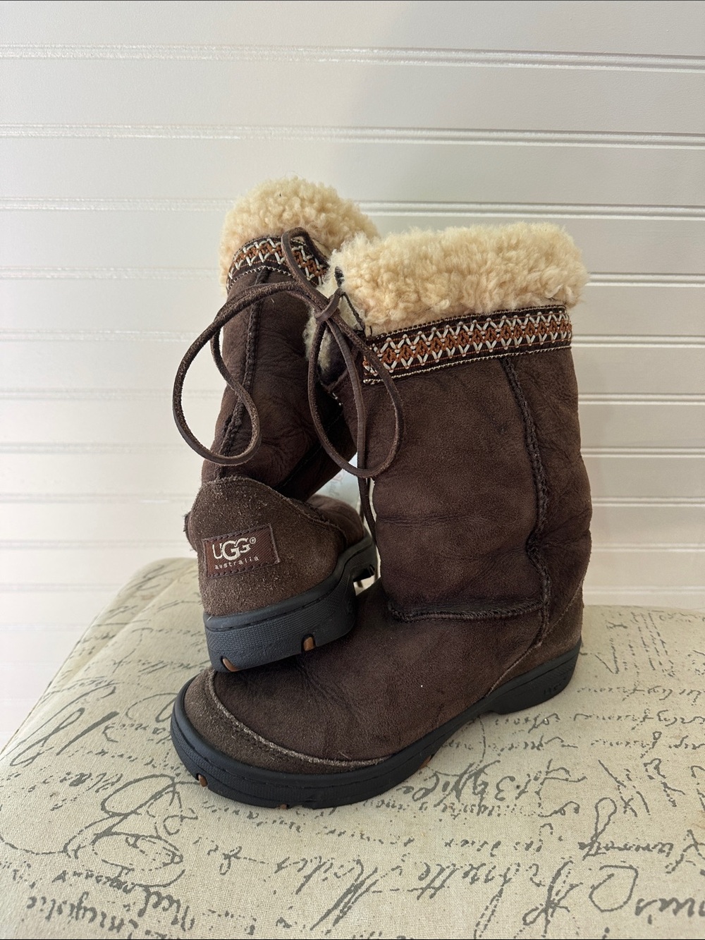 UGG Brown Suede Shearling-Trim Women's Winter Boots 6
